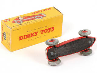 Lot 273 - DINKY TOYS (GB) (1)