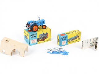 Lot 127 - CORGI TOYS (GB) (1)