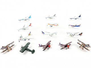 Lot 306 - DIVERS (15)