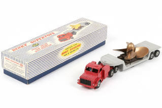 Lot 111 - DINKY TOYS (GB) (1)
