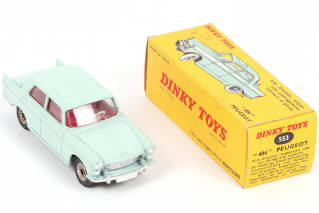 Lot 204 - DINKY TOYS (FRANCE) (1)