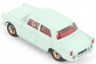 Lot 204 - DINKY TOYS (FRANCE) (1)