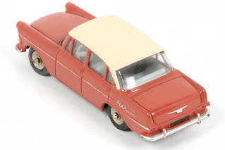 Lot 205 - DINKY TOYS (FRANCE) (1)