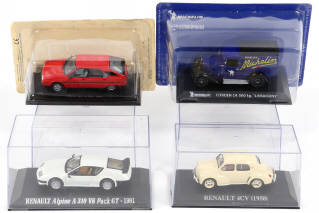 Lot 263 - DIVERS (16)