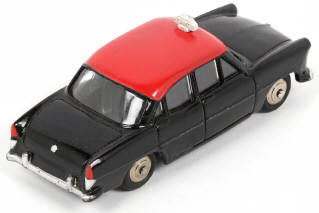 Lot 202 - DINKY TOYS (FRANCE) (1)