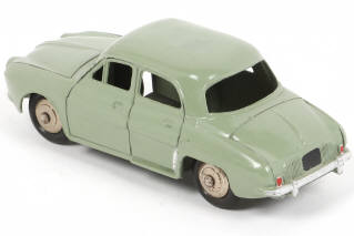 Lot 198 - DINKY TOYS (FRANCE) (1)