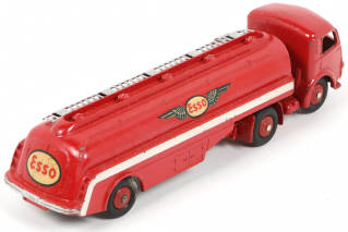 Lot 189 - DINKY TOYS (FRANCE) (1)