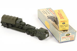 Lot 183 - DINKY TOYS (FRANCE) (2)