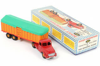 Lot 191 - DINKY TOYS (FRANCE) (1)