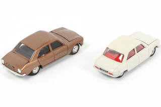 Lot 210 - DINKY TOYS (FRANCE) (2)