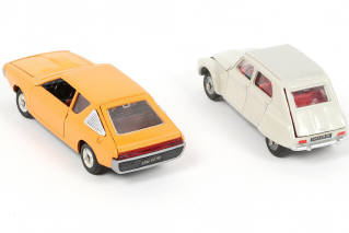 Lot 206 - DINKY TOYS (FRANCE) (2)
