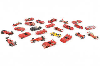 Lot 268 - DIVERS (22)
