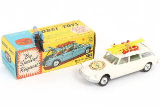 Lot 187 - CORGI TOYS (GB) (1)
