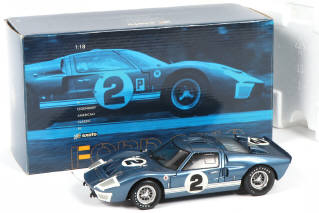 Lot 24 - EXOTO (USA) (1)