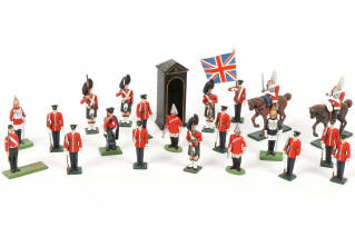 Lot 4 - DIVERS (22)