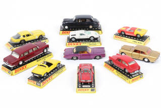 Lot 269 - DINKY TOYS (GB) (10)