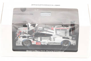 Lot 62 - SPARK (MACAU) (1)