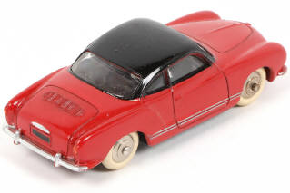 Lot 307 - DINKY TOYS (FRANCE) (1)