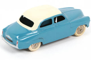 Lot 308 - DINKY TOYS (FRANCE) (1)