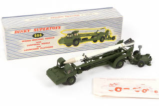Lot 286 - DINKY TOYS (GB) (1)