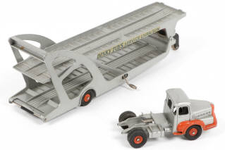 Lot 316 - DINKY TOYS (FRANCE) (1)