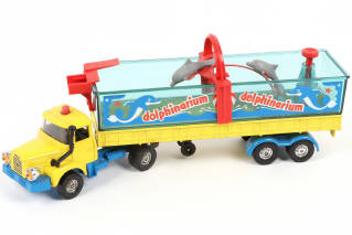 Lot 126 - CORGI TOYS (GB) (1)