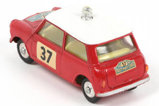 Lot 175 - CORGI TOYS (GB) (1)