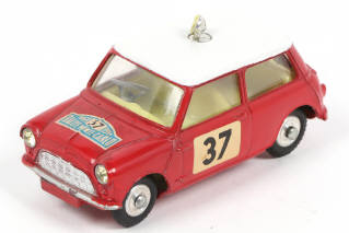 Lot 175 - CORGI TOYS (GB) (1)