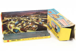 Lot 124 - CORGI TOYS (GB) (1)