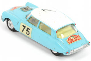 Lot 177 - CORGI TOYS (GB) (1)