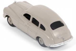 Lot 309 - DINKY TOYS (FRANCE) (1)