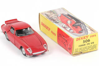 Lot 317 - DINKY TOYS (FRANCE) (1)