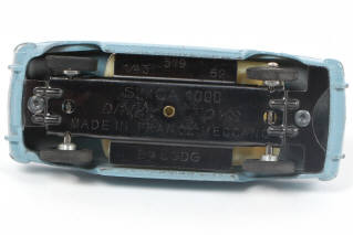 Lot 319 - DINKY TOYS (FRANCE) (1)