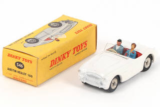 Lot 327 - DINKY TOYS (FRANCE) (1)