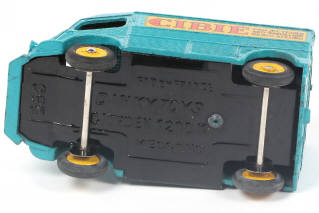 Lot 329 - DINKY TOYS (FRANCE) (1)