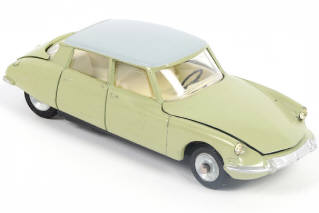 Lot 322 - DINKY TOYS (FRANCE) (1)
