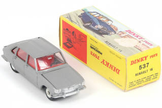Lot 325 - DINKY TOYS (FRANCE) (1)