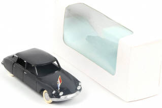 Lot 276 - CLUB DINKY FRANCE (1)