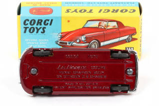 Lot 202 - CORGI TOYS (GB) (1)