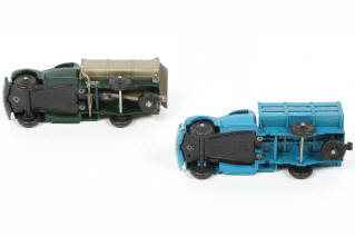 Lot 402 - DINKY TOYS (FRANCE) (7)