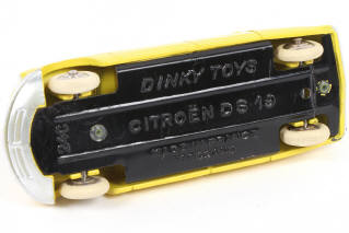 Lot 331 - DINKY TOYS (FRANCE) (1)