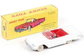 Lot 357 - DINKY TOYS (FRANCE) (1)