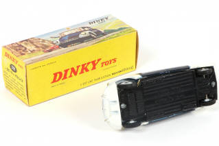 Lot 375 - DINKY TOYS (FRANCE) (1)