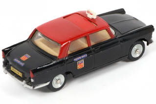 Lot 338 - DINKY TOYS (FRANCE) (1)