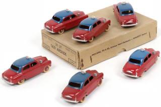 Lot 321 - DINKY TOYS (FRANCE) (1)