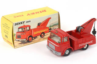 Lot 419 - DINKY TOYS (FRANCE) (1)