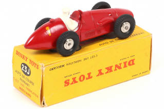 Lot 340 - DINKY TOYS (FRANCE) (1)