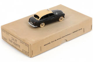 Lot 320 - DINKY TOYS (FRANCE) (2)