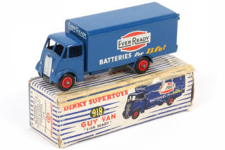 Lot 498 - DINKY TOYS (GB) (1)