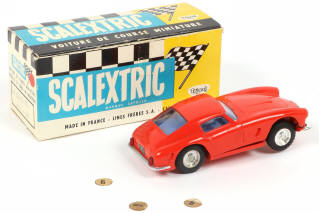 Lot 314 - SCALEXTRIC (FRANCE) (1)
